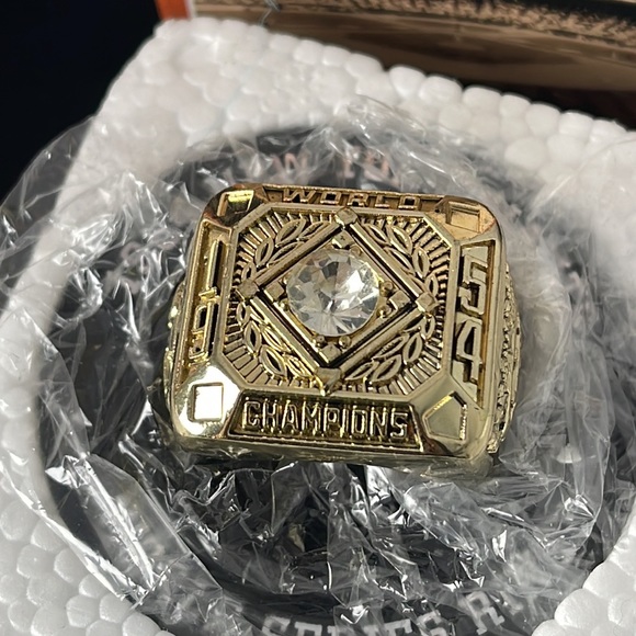 San Francisco Giants 1954 World Series replica ring lot of 2 - Picture 6 of 9